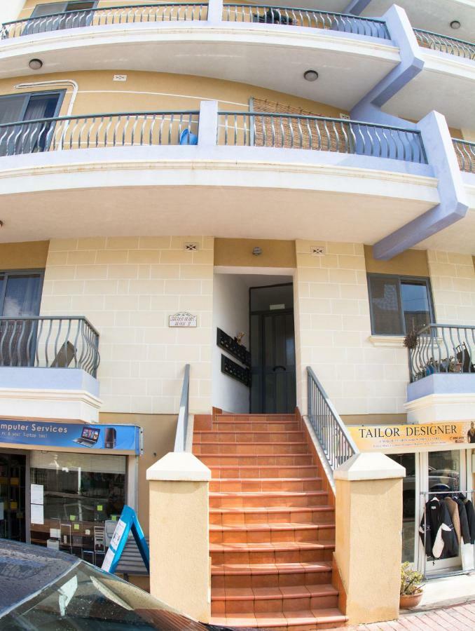Apartment Sacred Heart